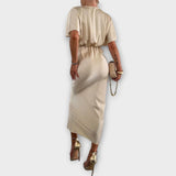 Sable - Schwarzes Satin-Maxikleid mit Knotendetail