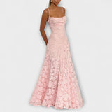 Kairi - Weisses Floral-Spitzen-Maxikleid