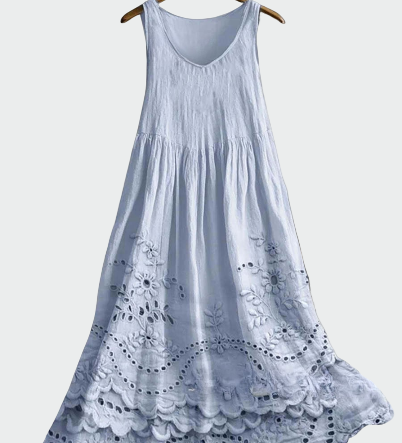 Weisses Kleid mit Lochstickerei