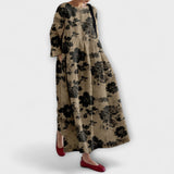 Violet - Schwarz-weisses Kleid mit botanischem Muster