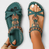 Walburga - Grüne Sandalen mit Zierschnalle