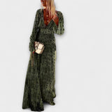 Elegantes olivgrünes Maxikleid mit Polka-Dot-Print