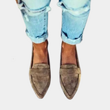 Ottilie - Schwarze Spitze Wildleder-Loafer