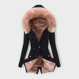 Maura - Olivgrüne kuschelige Winterjacke mit Fellkapuze