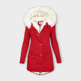 Ivara - Olivgrüne Winterjacke mit Fellkapuze