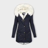 Ivara - Olivgrüne Winterjacke mit Fellkapuze
