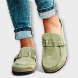 Mechthild - Lila Wildleder-Clogs mit Schnalle