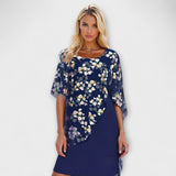 Lyanna - Dunkelblaues Chiffonkleid mit Blütenmuster