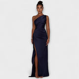 One-Shoulder-Maxikleid in Rosa mit Satin