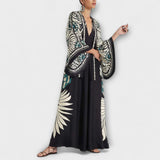 Giselle - Schwarzes Maxikleid mit Blättermuster