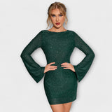 Rückenfreies grünes Glitzerkleid mit langen Ärmeln