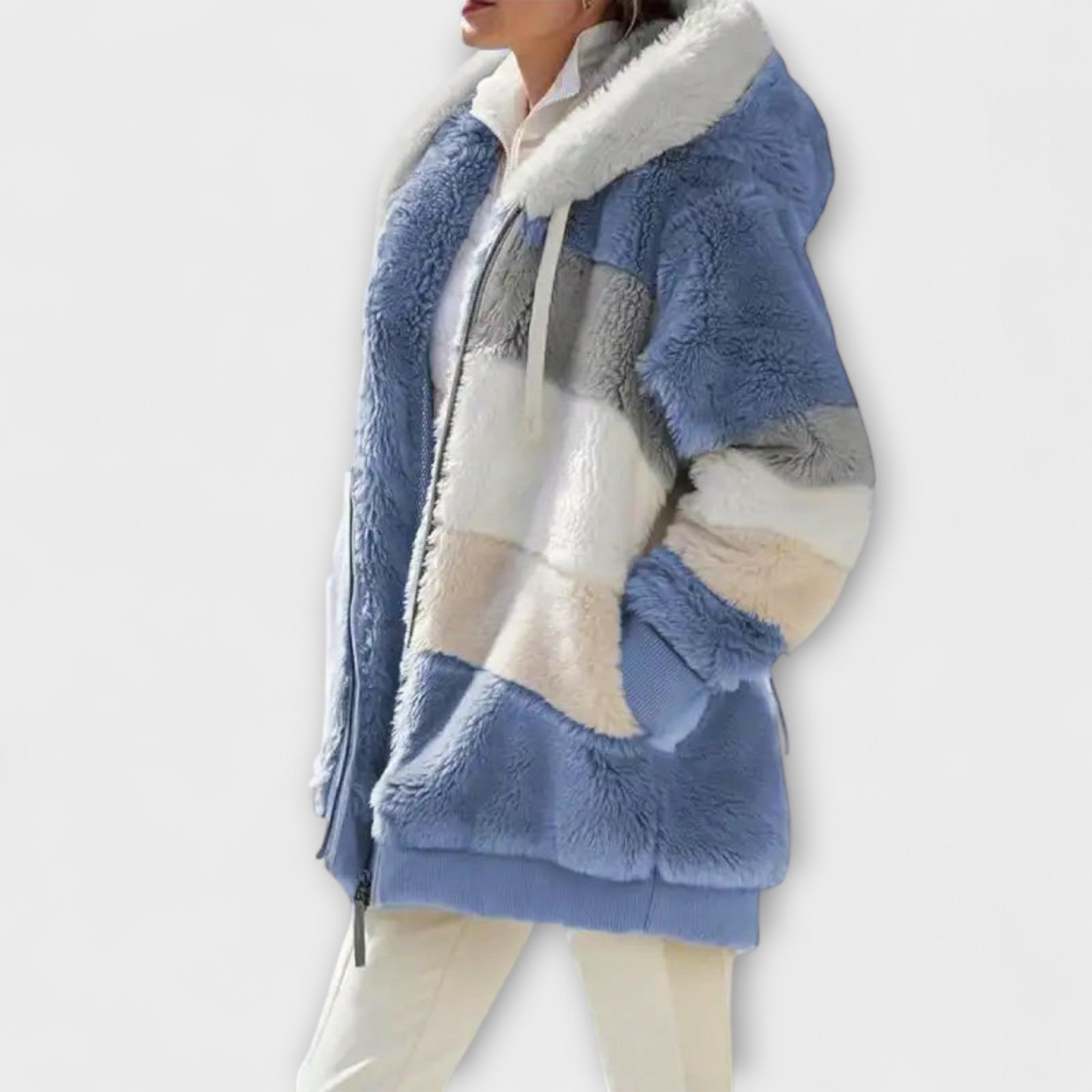 Erika - Beige kuschelige Winterjacke mit Colour-Block